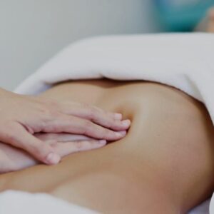 MASAJE CORPORAL Y FACIAL DE AUTOR MÉTODO RENATA FRANÇA (90’)